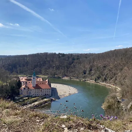 Weitblick Bei Geyer-saal An Der Donau Obersaal